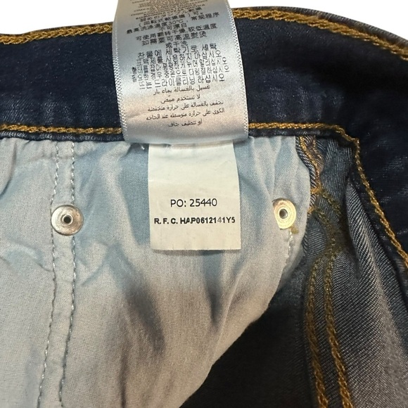 Re/Done 90s High Rise Loose Jeans Size 29 NWT Deep Faded Blue Button Fly - Picture 6 of 12